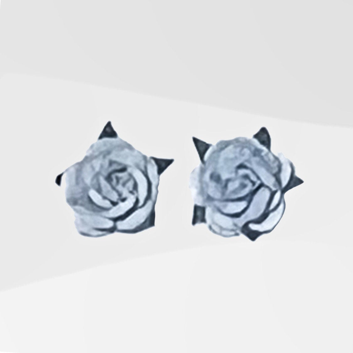 Classic Rose Small - Light Blue