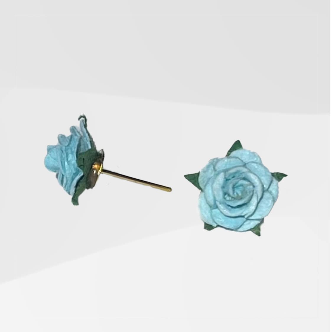Classic Rose Small -  Aquamarine