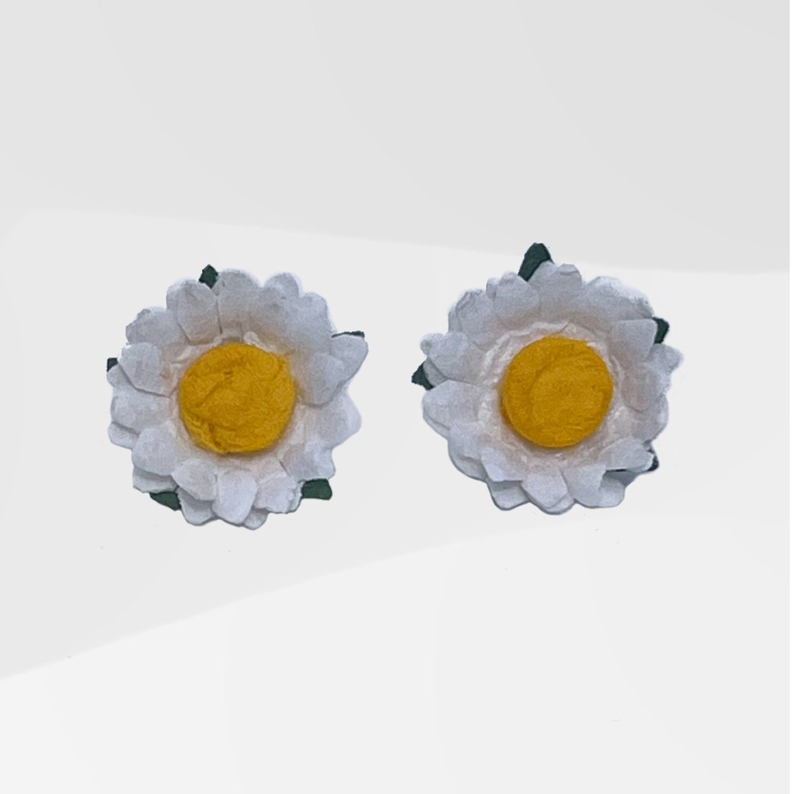 Classic Daisy - White