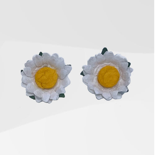 Classic Daisy - White